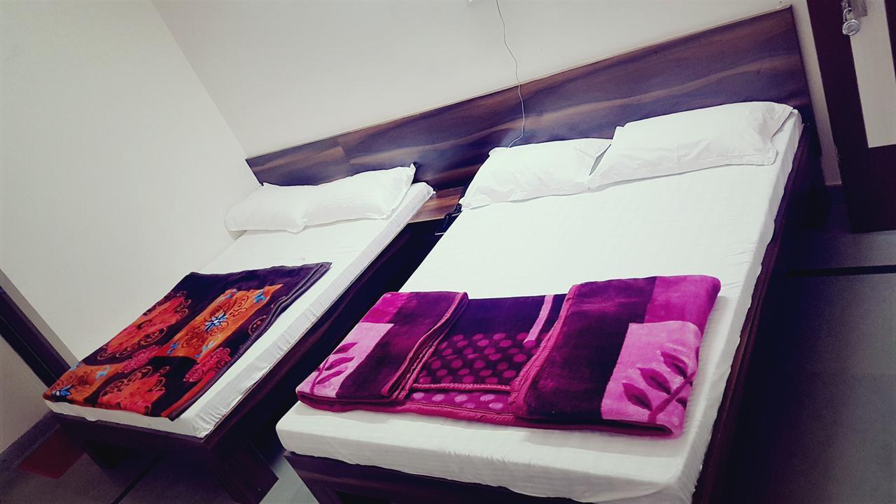 Ābu Road Hotel Ambe Residency מראה חיצוני תמונה
